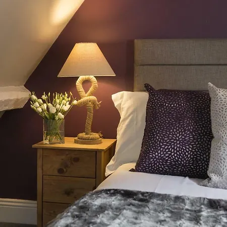 Lavender Cottage, * Γουίτμπι